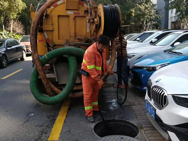 北川排污管道清淤